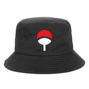 Le chapeau du symbole  Uchiha, un accessoire qui plaira aux fans de Naruto 